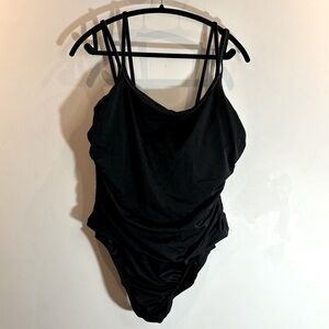 MIRACLESUIT Sz 16 (estimated) Double Strap White Dotted Trimming One Piece Suit